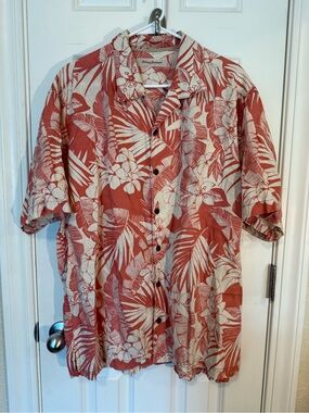 Tommy Bahama Coral and Cream Tropical Print Shirt 100% Linen